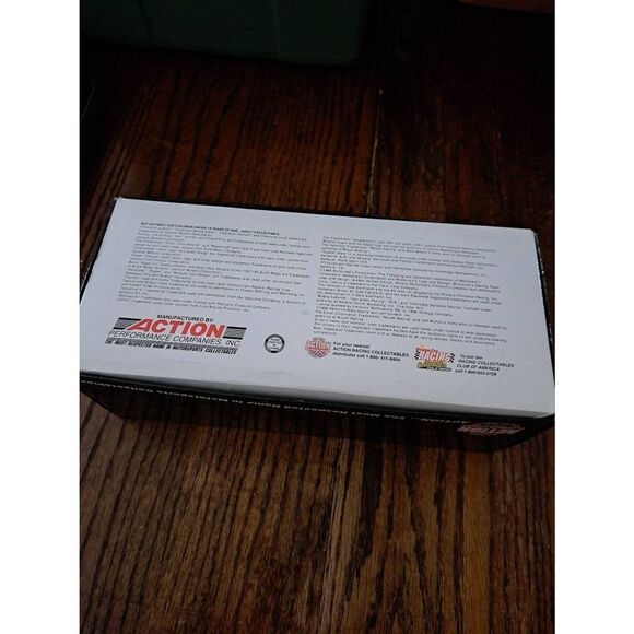 Vintage Action Collectibles Darrell Waltrip Parts America Die Cast Nascar Bank - Picture 9 of 9